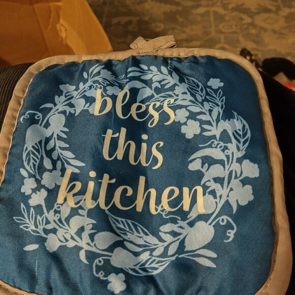 potholder - Picture 1 of 1